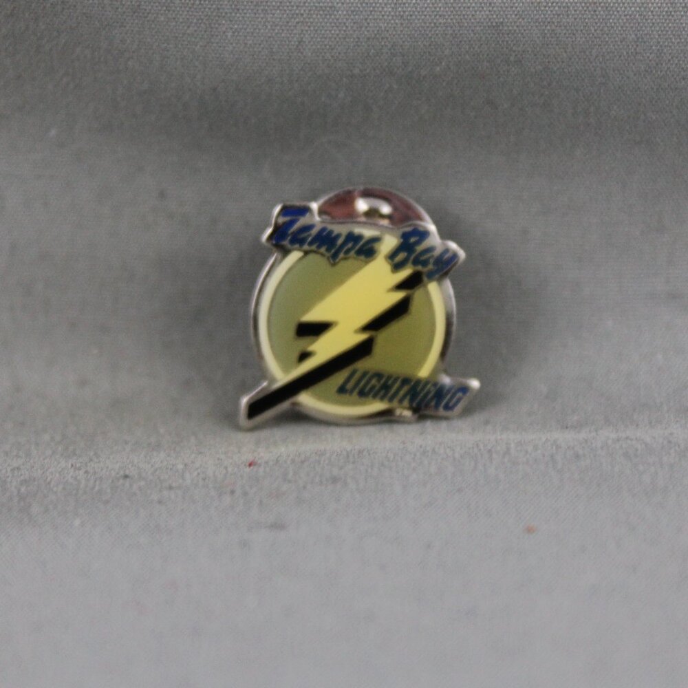 Tampa Bay Lightning Pin (vtg) - Original Team Logo - Celluloid Pin